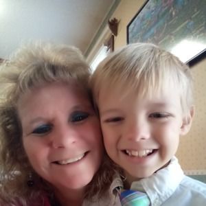 Meet your Posher, Angie